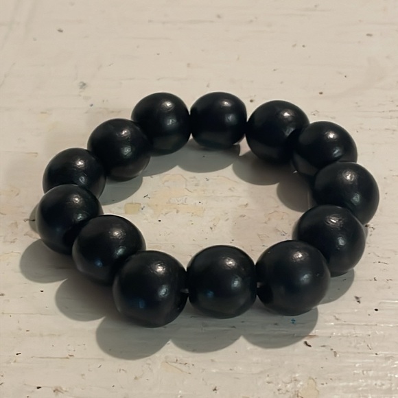 8” 13 large round black beaded adjustable stretch bangle bracelet - Picture 3 of 11